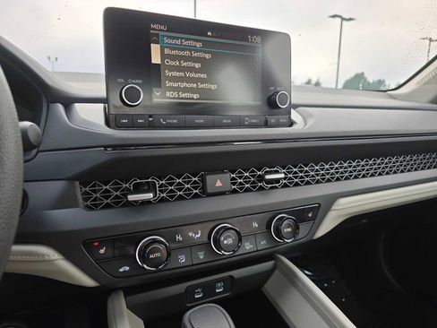 Certified 2024 Honda Accord EX image 29