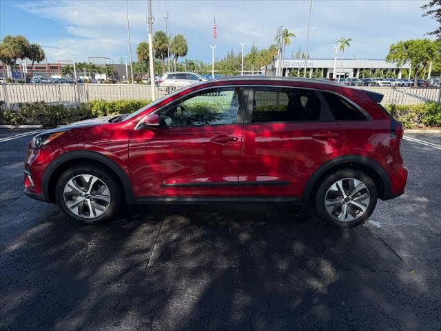 Used 2022 Kia Niro EX FWD image 3