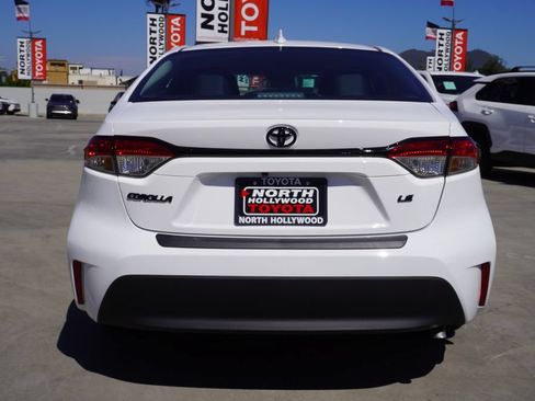 Certified 2026 Toyota Corolla LE FWD image 6
