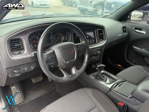 Used 2021 Dodge Charger SXT w/ Blacktop Package RWD image 13