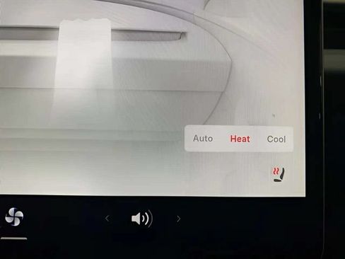 Used 2024 Tesla Model 3 Standard Range RWD image 46