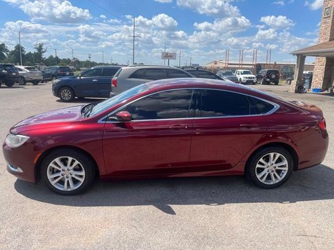 Used 2016 Chrysler 200 Limited w/ Convenience Group FWD image 6