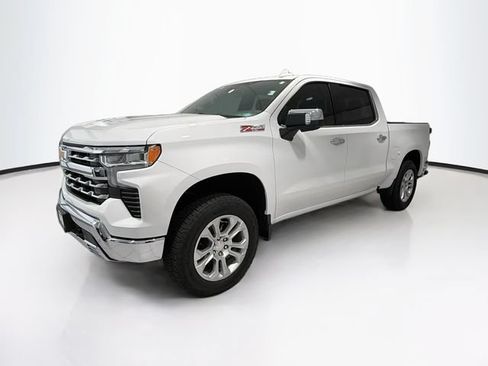 Certified 2024 Chevrolet Silverado 1500 LTZ AWD/4WD image 3