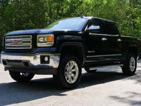 Used 2015 GMC Sierra 1500 SLT w/ SLT Crew Cab Value Package image 6