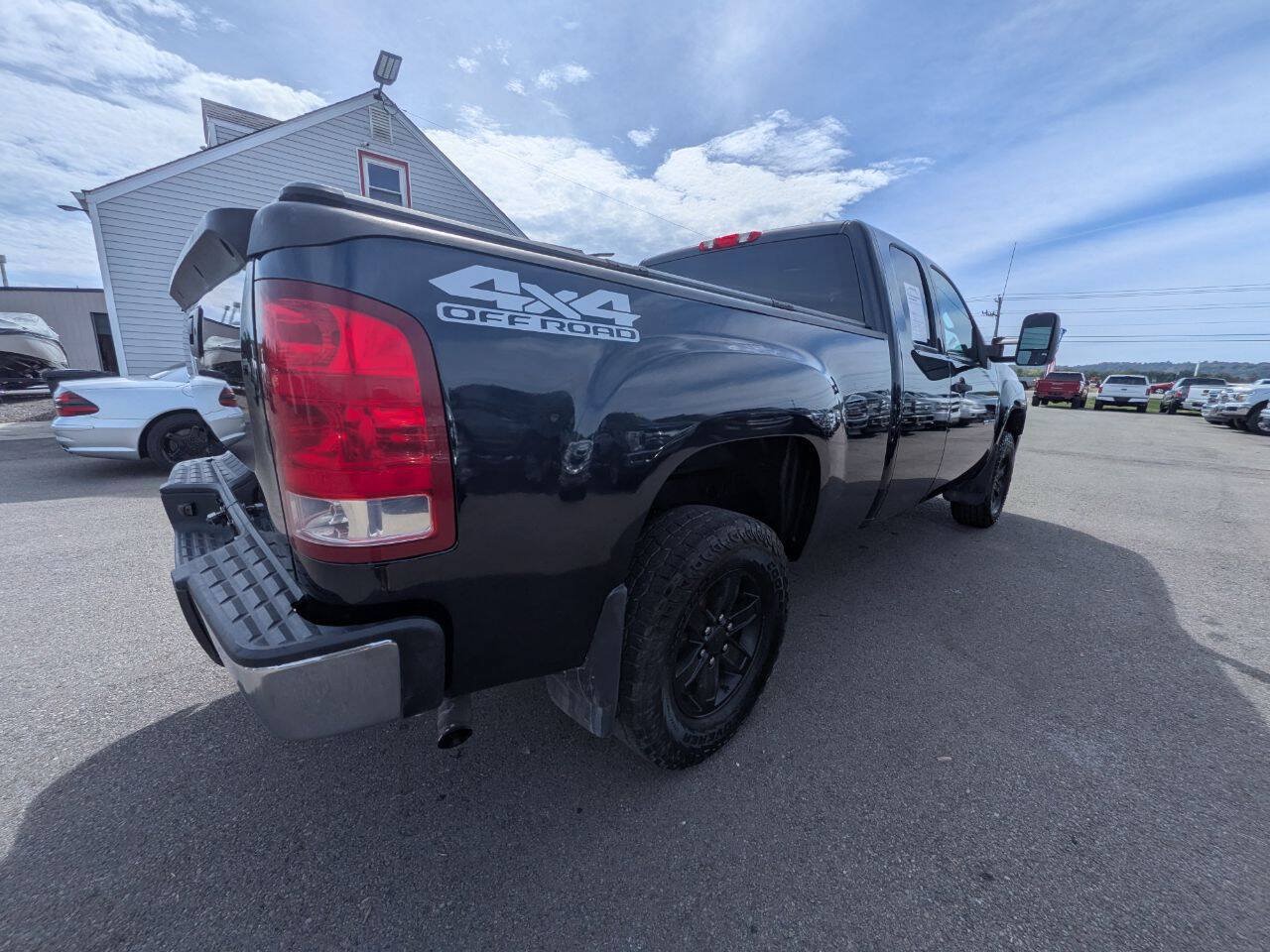 Used 2013 GMC Sierra 1500 SLE w/ Power Tech Package AWD/4WD image 7