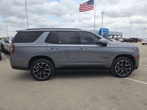 Used 2022 Chevrolet Tahoe RST w/ Luxury Package image 2