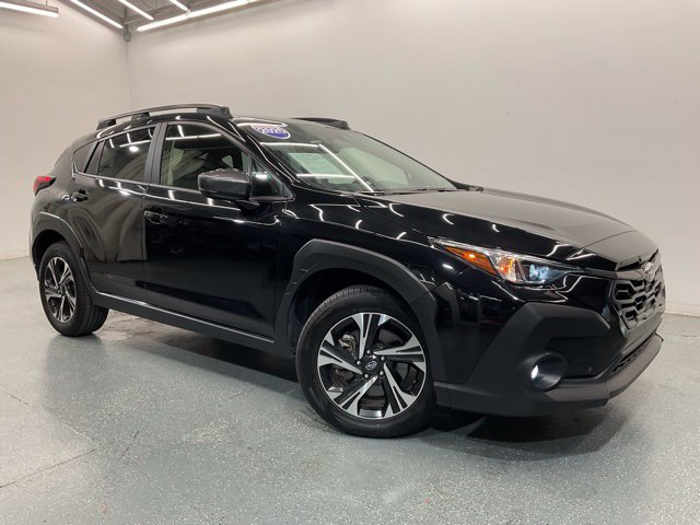 Used 2025 Subaru Crosstrek 2.5i Premium AWD/4WD image 2