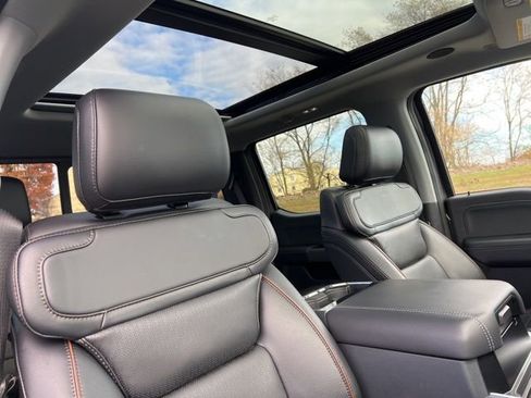 Used 2025 Ford F350 Lariat w/ Lariat Ultimate Package image 41