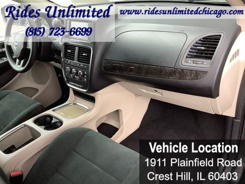 Used 2012 Dodge Grand Caravan SXT w/ Entertainment Group 1 FWD image 37