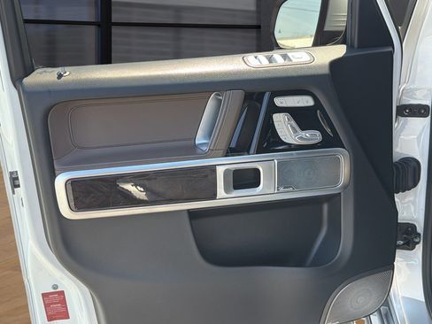Used 2022 Mercedes-Benz G 550 image 23