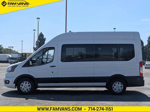 Used 2024 Ford Transit 350 XLT RWD image 4