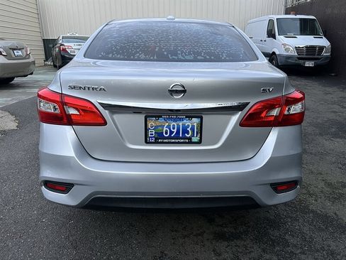 Used 2017 Nissan Sentra SV image 4