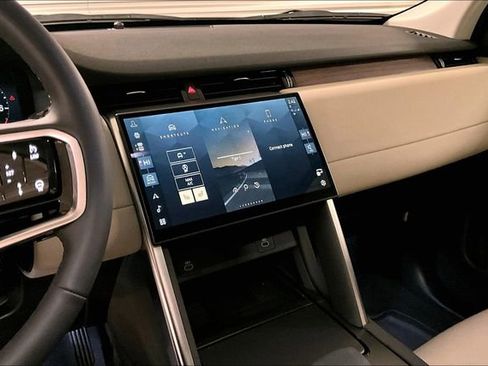 Certified 2025 Land Rover Discovery Sport S image 5