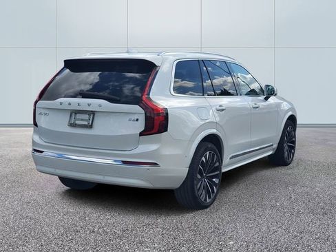 Certified 2025 Volvo XC90 B6 Plus w/ Protection Package Premier AWD/4WD image 4