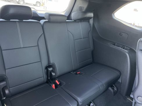 New 2026 GMC Acadia Elevation w/ Black Edition FWD image 25