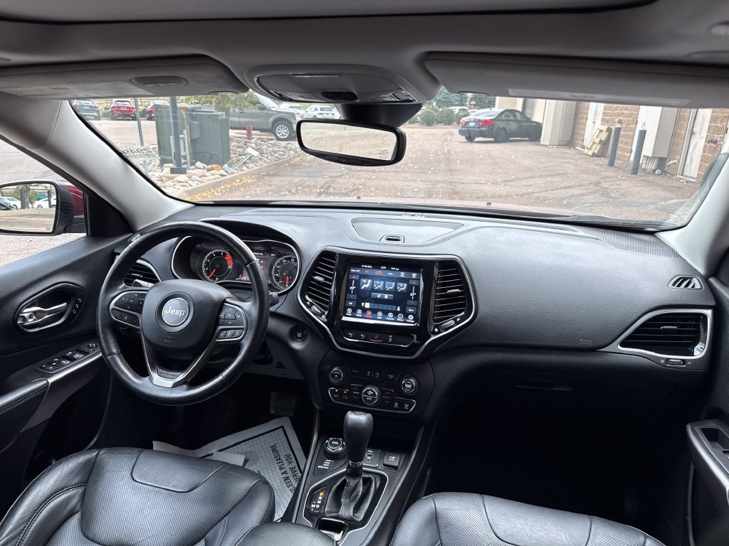 Used 2021 Jeep Cherokee Limited AWD/4WD image 28