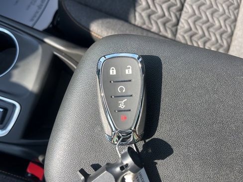 Used 2022 Chevrolet Equinox LT image 66