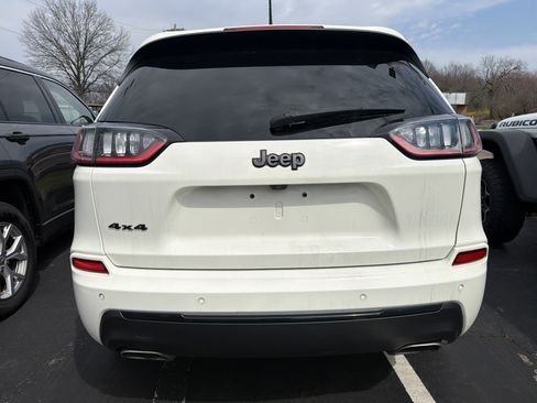 Used 2019 Jeep Cherokee High Altitude AWD/4WD image 6