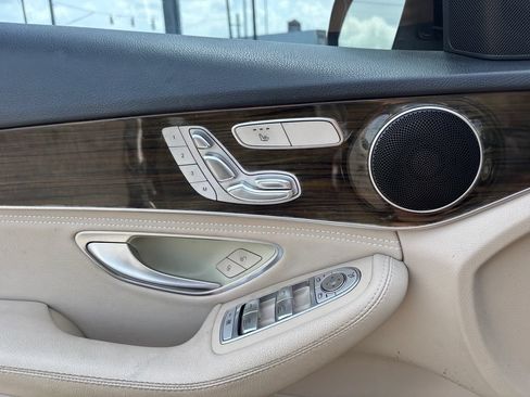 Used 2015 Mercedes-Benz C 300 Sedan image 13