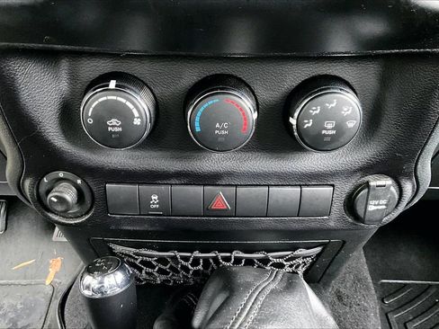 Used 2017 Jeep Wrangler Sport w/ Quick Order Package 23S image 16