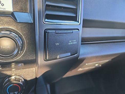 Used 2017 Ford F150 XLT w/ Equipment Group 302A Luxury image 33