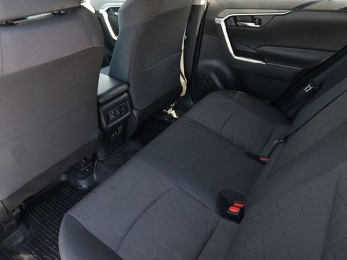 Used 2020 Toyota RAV4 XLE w/ Convenience Package image 20