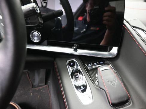 Used 2021 Chevrolet Corvette Stingray Premium Conv w/ 3LT RWD image 14