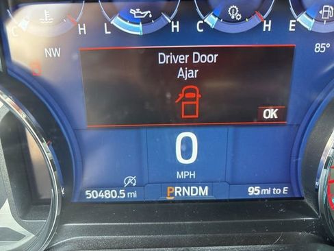 Used 2021 Ford F150 XLT image 14