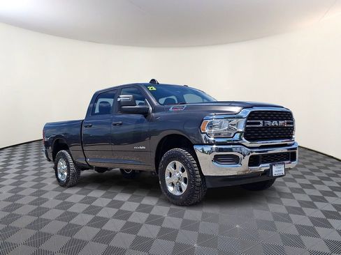Used 2023 RAM 2500 Big Horn AWD/4WD image 1