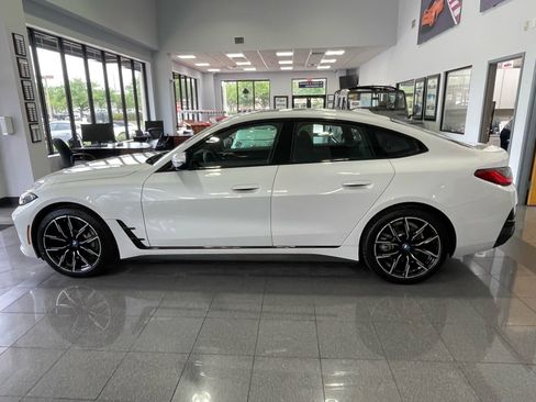 Used 2023 BMW i4 eDrive40 w/ M Sport Package RWD image 2