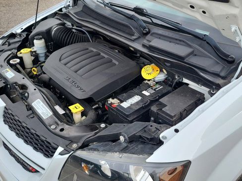 Used 2019 Dodge Grand Caravan GT image 40