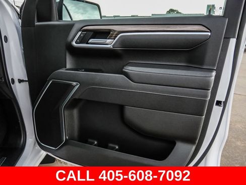 Used 2026 Chevrolet Silverado 1500 LT AWD/4WD image 17