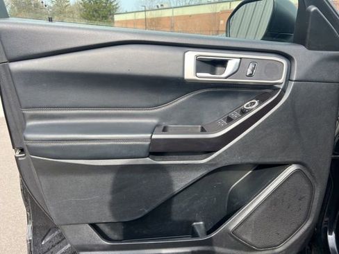 Used 2020 Ford Explorer XLT w/ Equipment Group 202A image 22