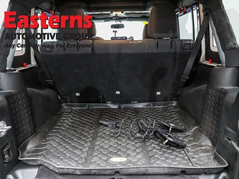 Used 2017 Jeep Wrangler Unlimited Sport w/ Quick Order Package 24S image 9