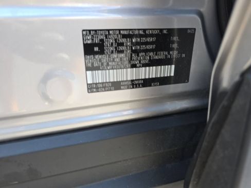 Certified 2025 Toyota RAV4 LE AWD/4WD image 37
