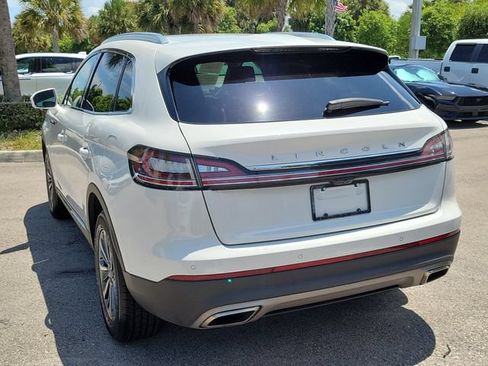 Certified 2023 Lincoln Nautilus AWD w/ Premium Package image 4