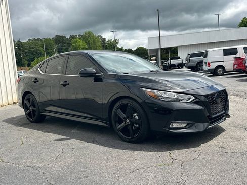 Used 2022 Nissan Sentra SR w/ Midnight Edition FWD image 4