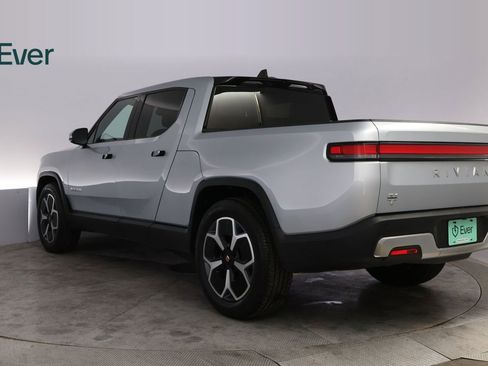 Used 2024 Rivian R1T Adventure AWD/4WD image 17