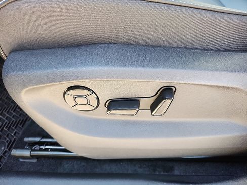 New 2026 Volkswagen Tiguan SE R-Line image 14