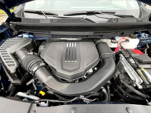 New 2026 Chevrolet Traverse LT w/ LPO, Floor Liner Package image 12