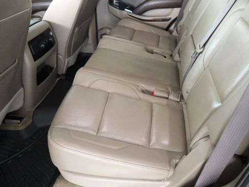 Used 2018 Chevrolet Tahoe LT RWD image 30