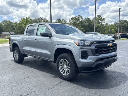 New 2025 Chevrolet Colorado LT w/ Advanced Trailering Package image 2