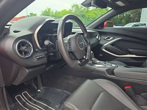 Used 2019 Chevrolet Camaro SS RWD image 17
