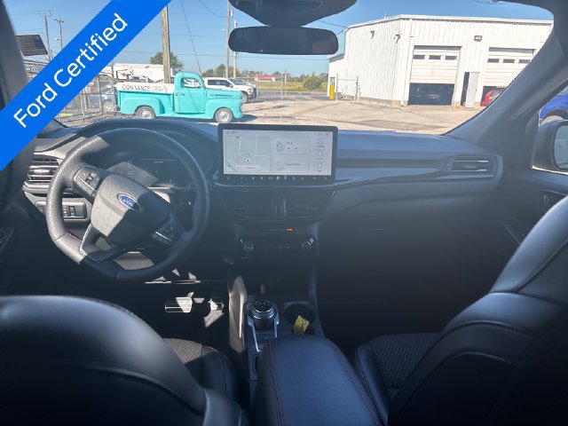 Certified 2023 Ford Escape ST-Line w/ Tech Pack #1 AWD/4WD image 10