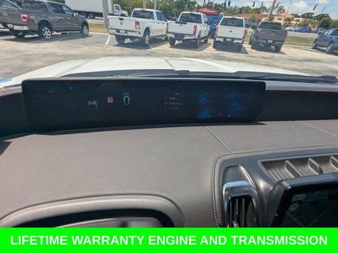 Used 2025 Ford Expedition Max Platinum AWD/4WD image 29