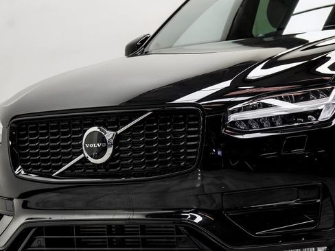 Used 2021 Volvo XC90 T6 R-Design w/ Advanced Package image 2