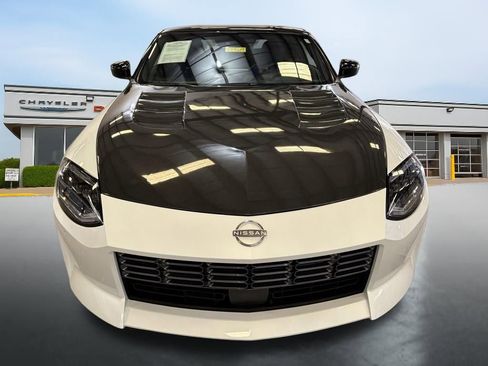 Used 2024 Nissan Z Performance w/ Floor Mat Package image 9