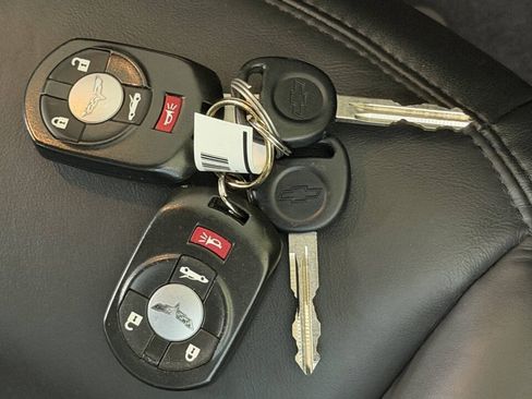 Used 2007 Chevrolet Corvette Coupe w/ Preferred Equipment Group RWD image 25