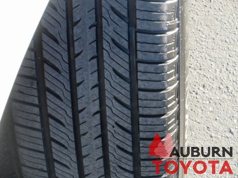 Certified 2021 Toyota Prius Limited image 5