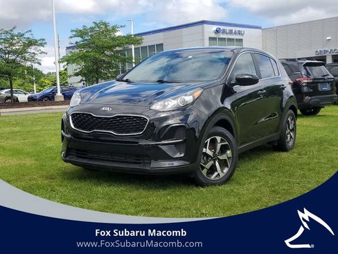 Used 2022 Kia Sportage LX FWD image 1
